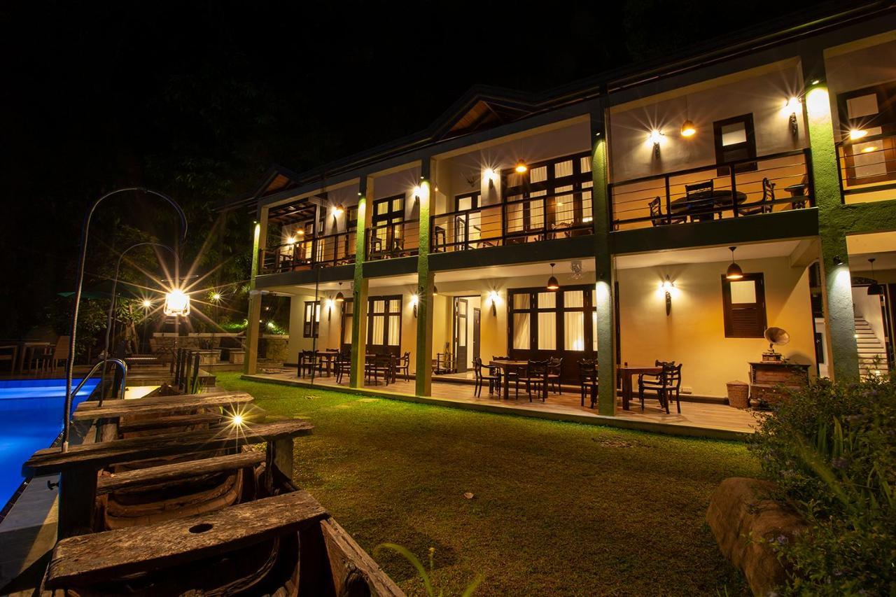 Huluganga Ridge, Kandy Pensión