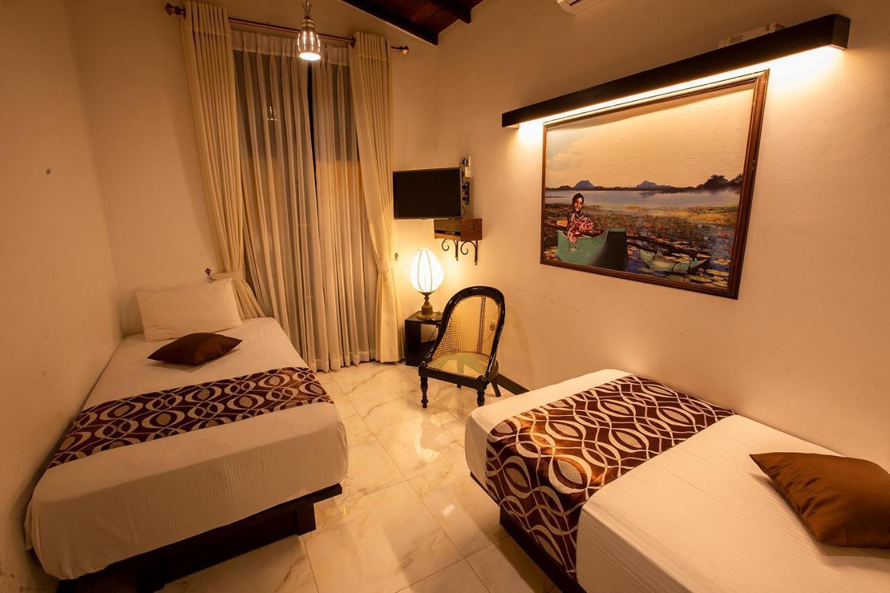 Pensión Huluganga Ridge, Kandy 3*